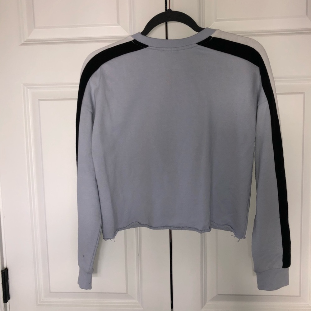 Light blue cropped sweatshirt - Picture 4 of 4